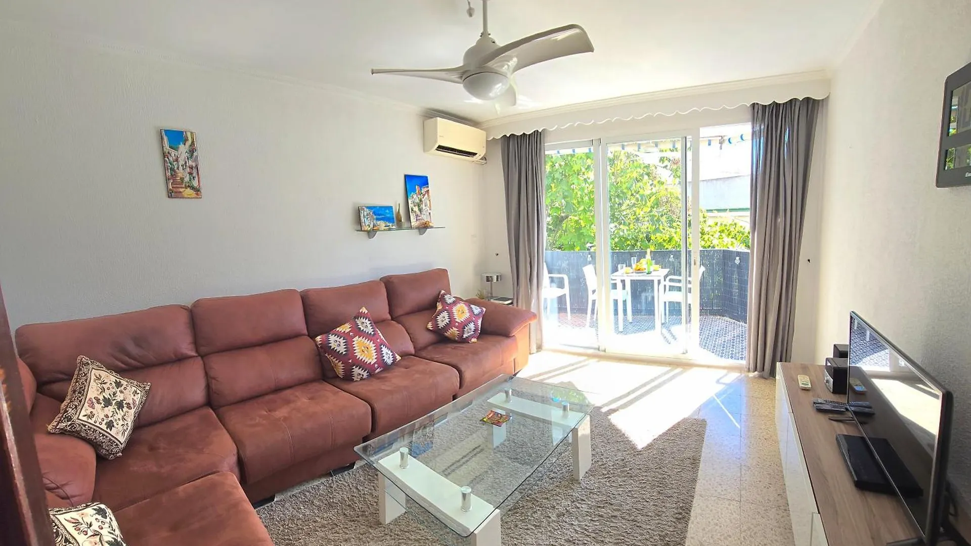 Tranquil Oasis 2 Bedroom Coastal Getaway By Namaste Elite Torremolinos